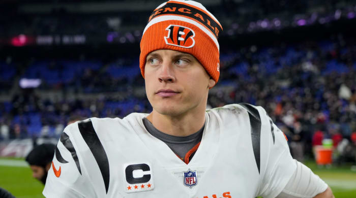 Joe Burrow makes a facial expression during a Cincinnati Bengals game at the Baltimore Ravens.
